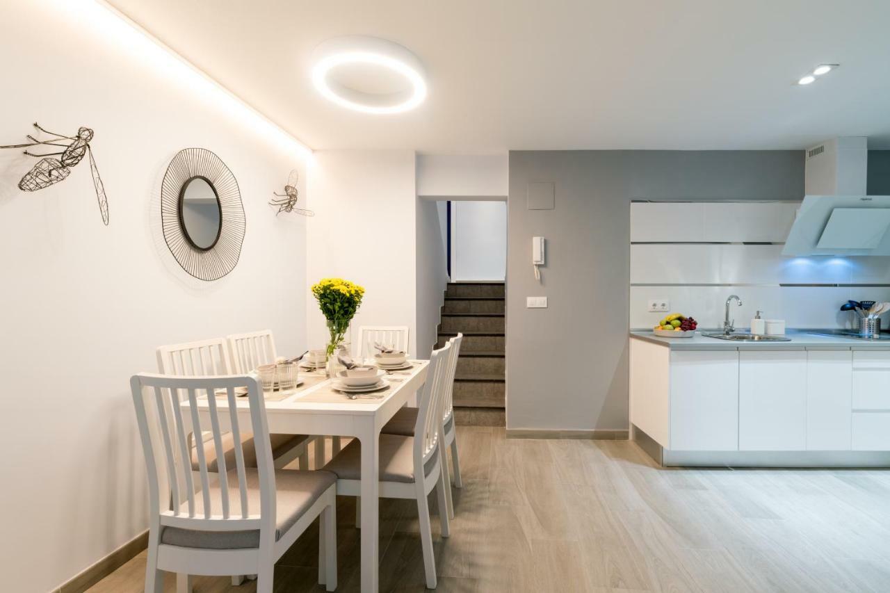 Unique Homes Las Setas La Campana Sevilla Bagian luar foto