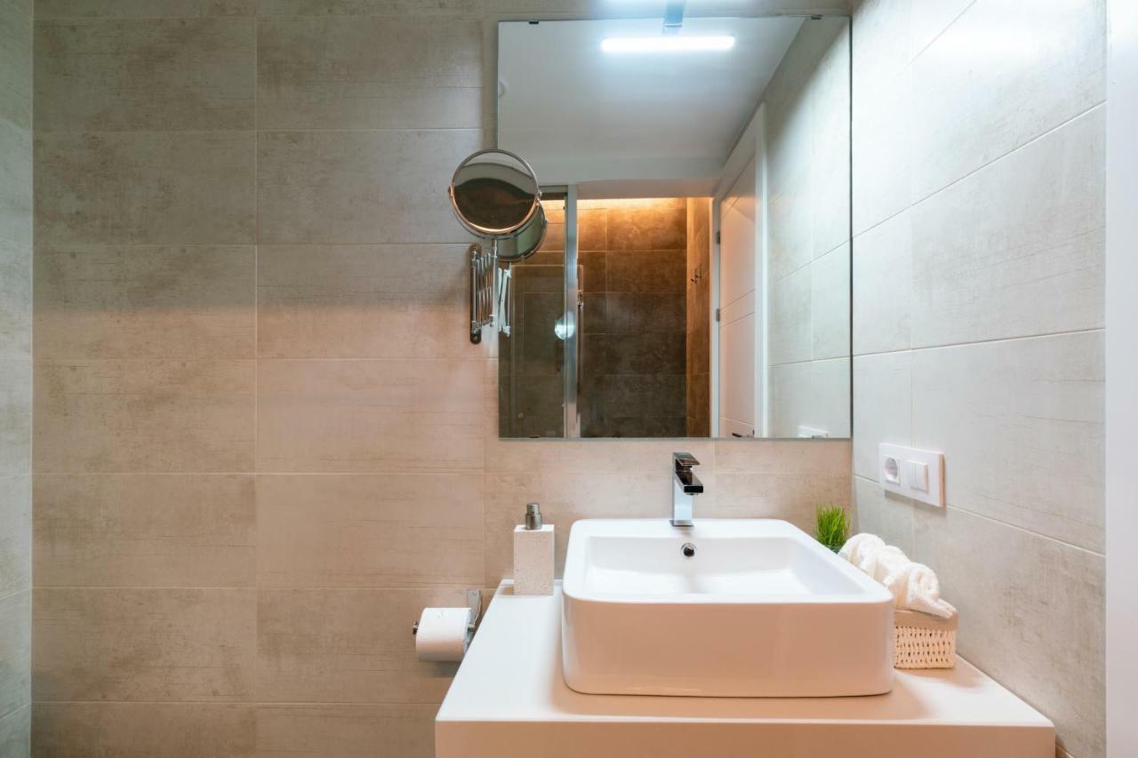 Unique Homes Las Setas La Campana Sevilla Bagian luar foto